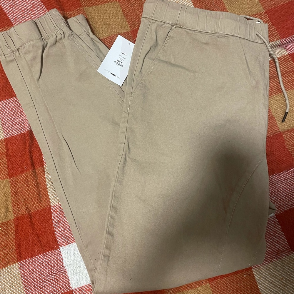 Cargo pants